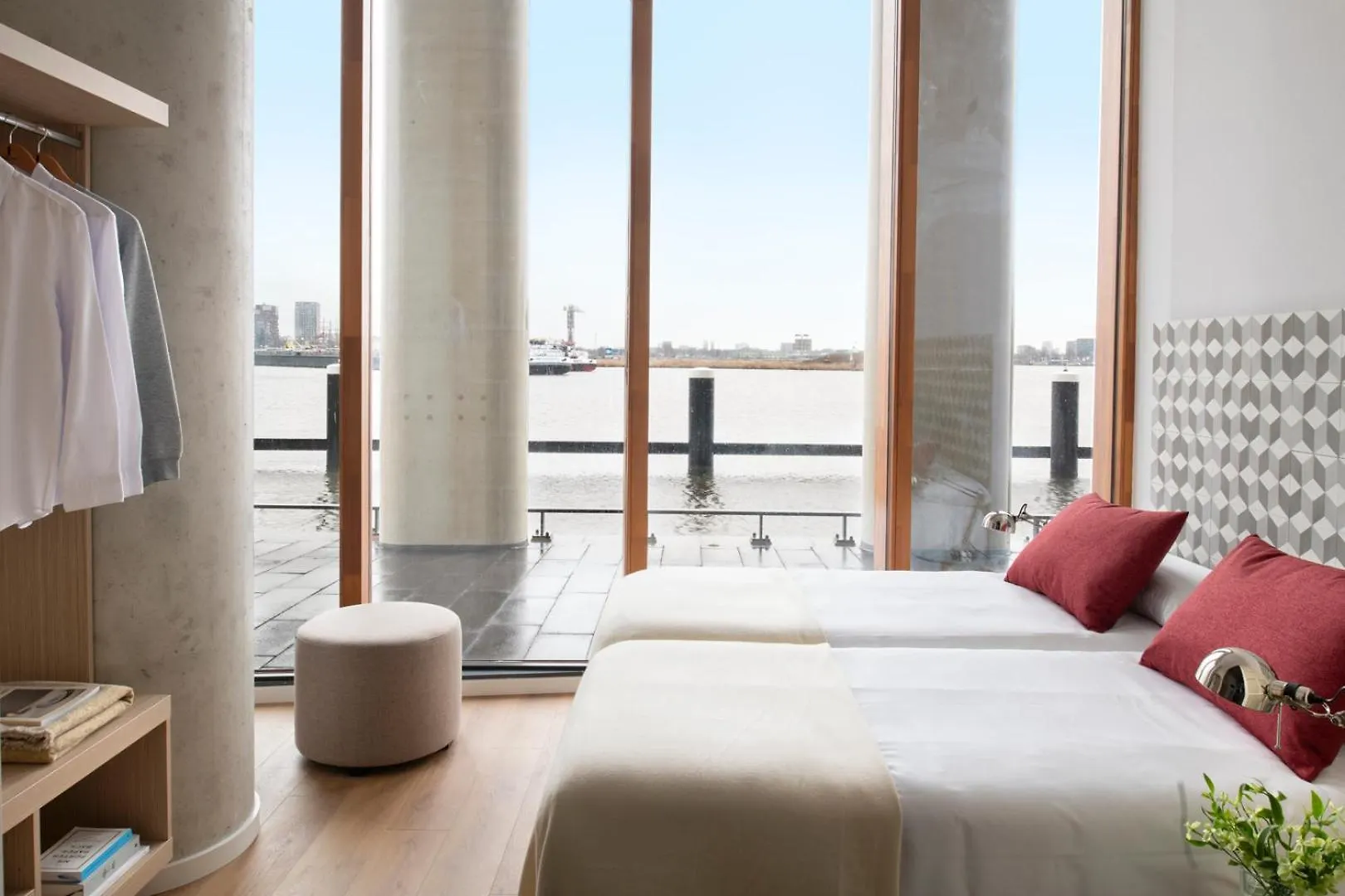 Eric Voekel Boutique Apartments - Riverfront Suites Amsterdam