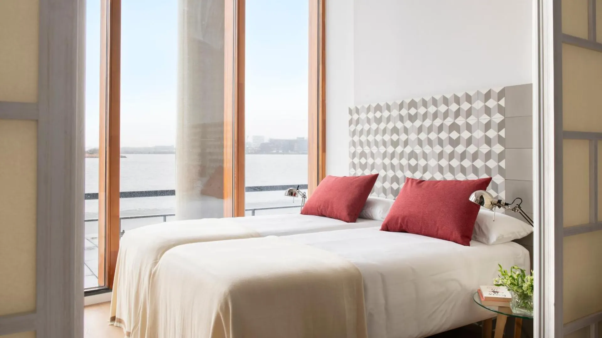 Eric Voekel Boutique Apartments - Riverfront Suites Amsterdam